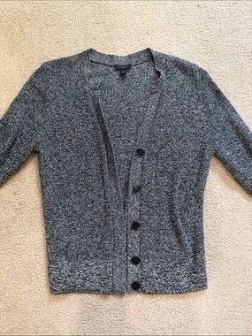 Ann Taylor sweater- like new